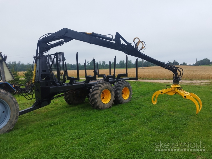 Parduodu varomą miško priekabą 