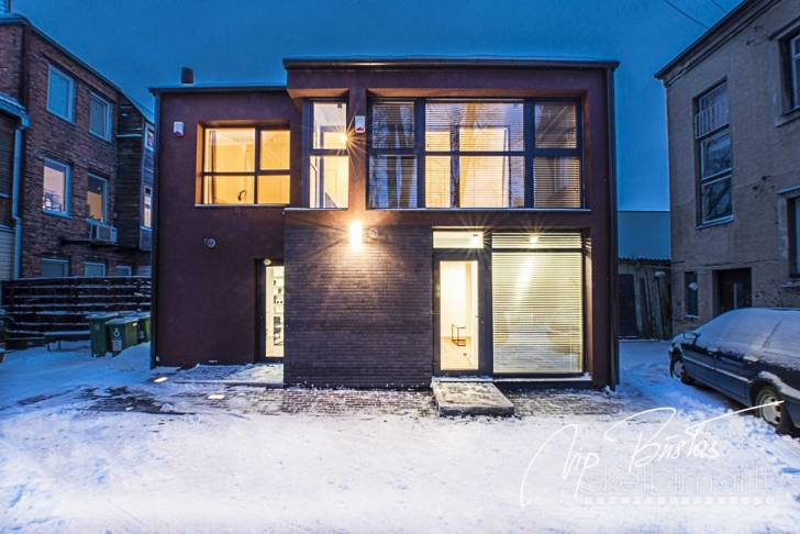 PARDUODAMAS PILNAI ĮRENGTAS BUTAS ŽALIAKALNYJE, KALNIEČIŲ G.