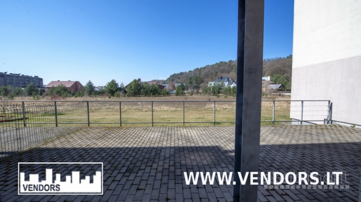 PARDUODAMAS BUTAS ŽEMUTINIUOSE KANIŪKUOSE, ĮKALNĖS AKLG.