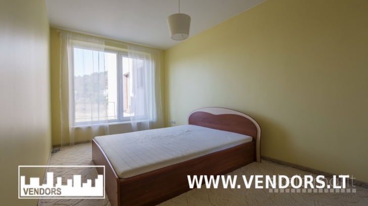 PARDUODAMAS BUTAS ŽEMUTINIUOSE KANIŪKUOSE, ĮKALNĖS AKLG.