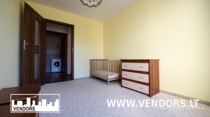 PARDUODAMAS BUTAS ŽEMUTINIUOSE KANIŪKUOSE, ĮKALNĖS AKLG.