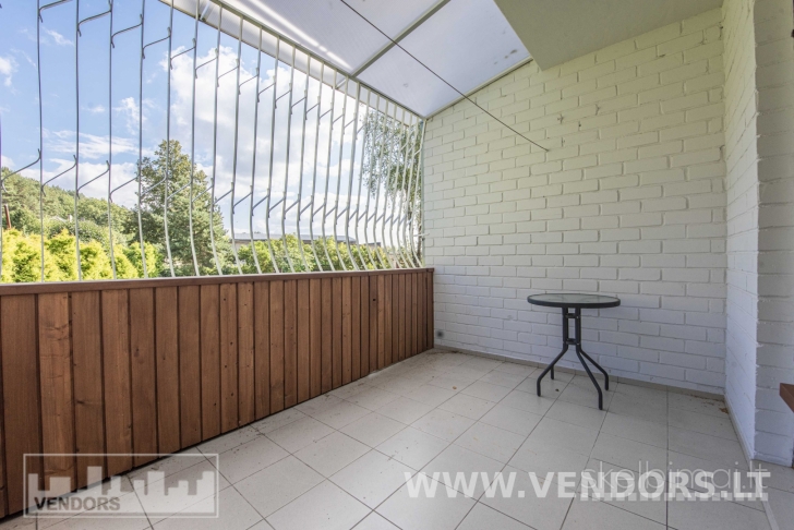 IŠNUOMOJAMAS BUTAS ŽEMUTINIUOSE KANIŪKUOSE, PAKALNĖS G. 11