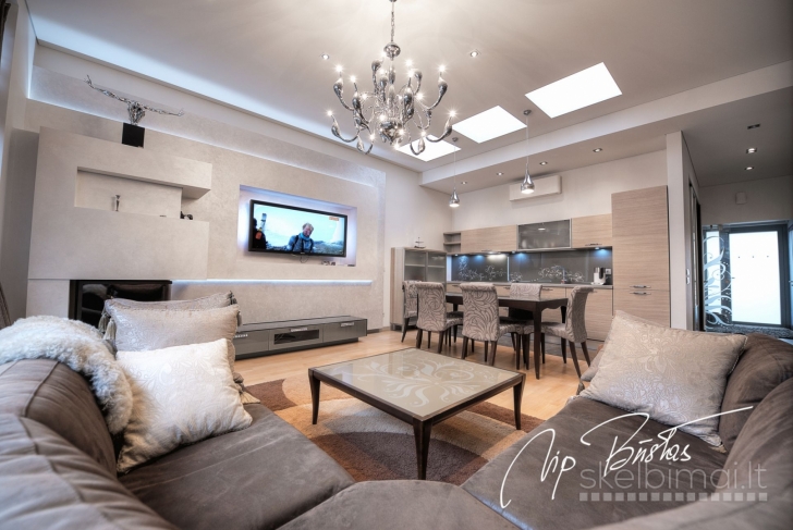 IŠNUOMOJAMAS NAMAS FREDOJE, SAULĖGRĄŽŲ G.