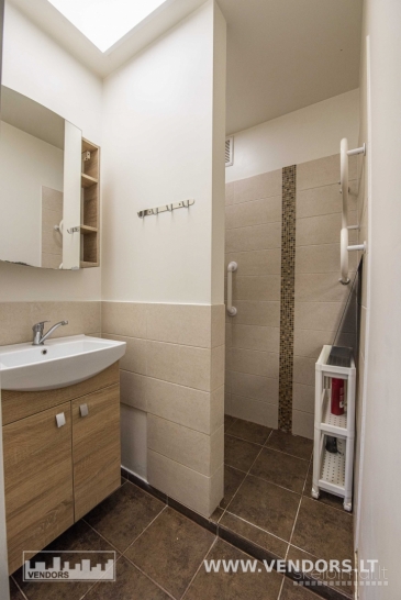 NUOMOJAMAS ĮRENGTAS BUTAS ŽALIAKALNYJE, P.VILEIŠIO G.