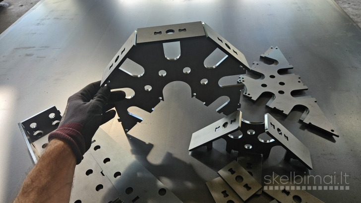 Metalo pjovimas lazeriu