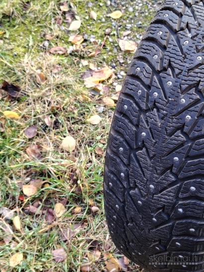 Dovanoju 165/65R15 95T mažai naudotos