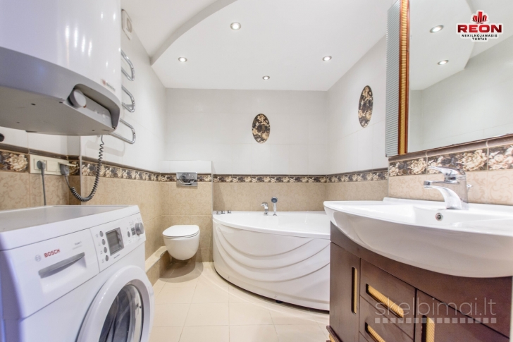 ERDVUS 2 KAMBARIŲ BUTAS