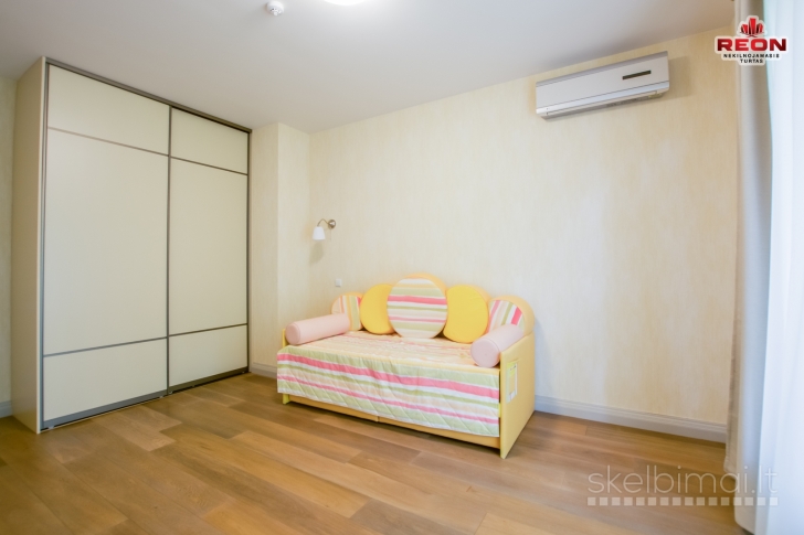 NUOMOJAMAS ERDVUS IR ŠVIESUS 3 KAMBARIŲ BUTAS PRESTIŽINĖJE VILNIUAS VIETOJE