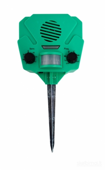 Ultragarsinė gyvūnų baidyklė su judesio davikliu