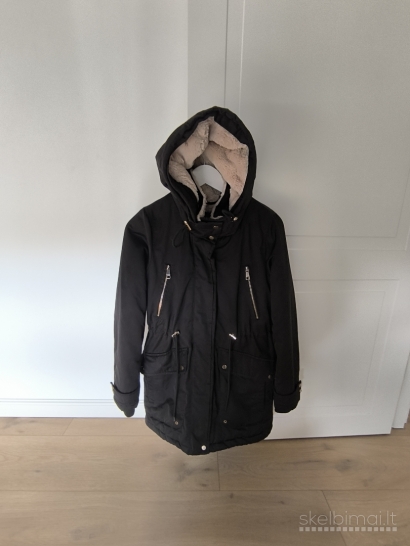 Pull&Bear parka XS dydis