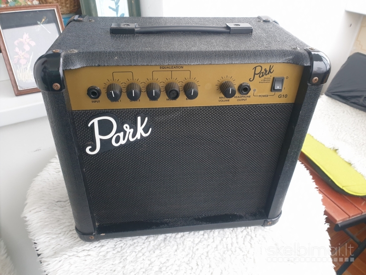 Kolonėlės elektrinei gitarai Park G10 ir Panther Mega-10, gitaros kubai