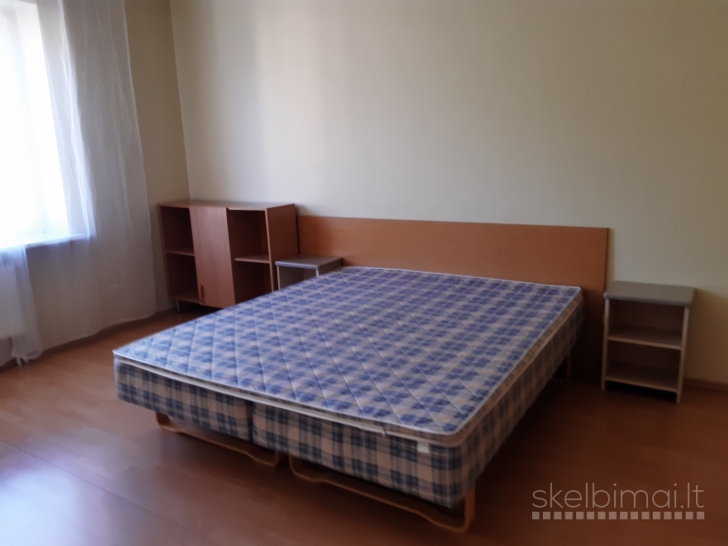 IŠNUOMOJAMAS 4 KAMBARIŲ BUTAS VILNIUJE ŽIRMŪNUOSE