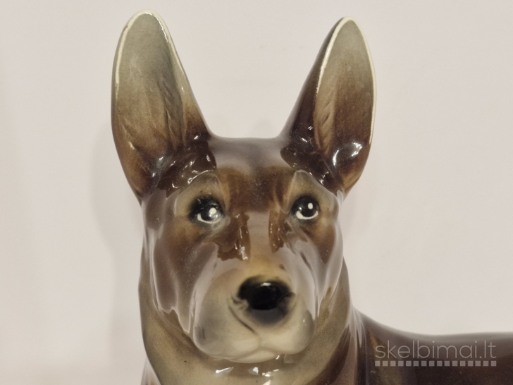 Vintažinė žymėta šuns figūra (vokiečių aviganis), 1950-1960m., 34cm.