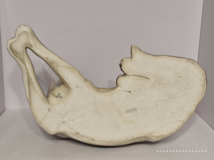 Vintažinė žymėta šuns figūra (vokiečių aviganis), 1950-1960m., 34cm.