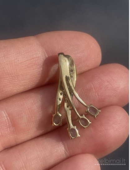 Naujas aksinis pakabukas su topazais ir deimantais.