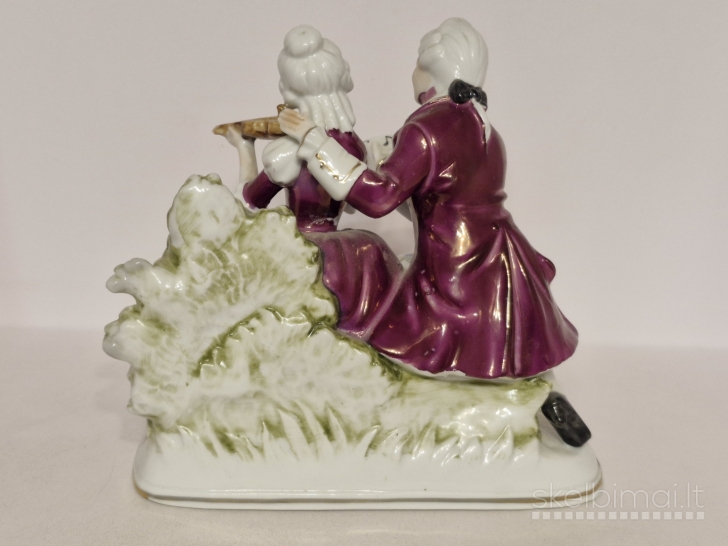 Porcelianinė figūrelė "Muzikuojanti pora" apie 17cm.