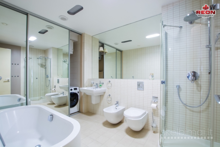 NUOMOJAMAS ERDVUS IR ŠVIESUS 3 KAMBARIŲ BUTAS PRESTIŽINĖJE VILNIUAS VIETOJE