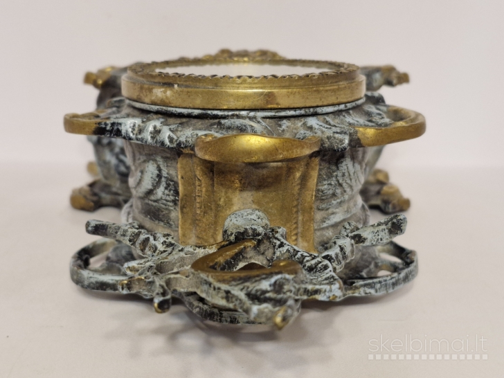 Dekoratyvinis metalinis laikrodis barokinio stiliaus, 34cm. 2,4kg