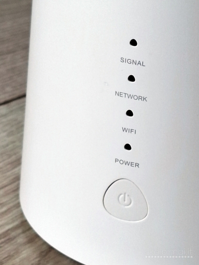 4G+ LTE modemas Alcatel HH71VM su maitinimo blokeliu