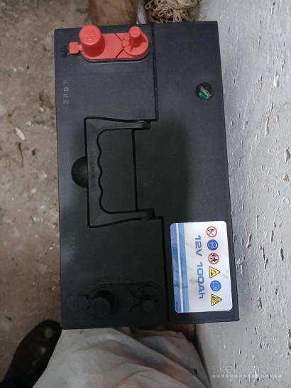 Akumuliatorius žvejams