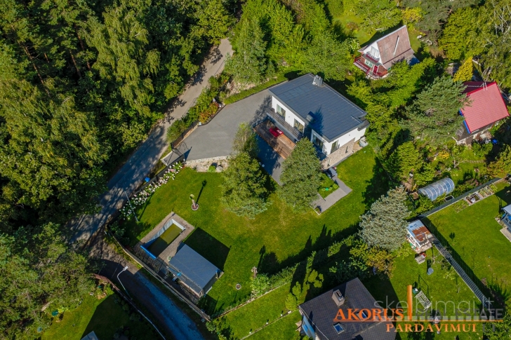 akorus.lt - Namas miško apsuptyje, baseinas, pirtis.