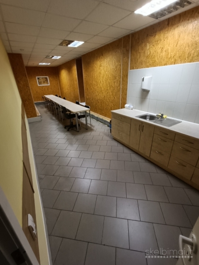 Parduodamas pastatas Visagino miesto centre.