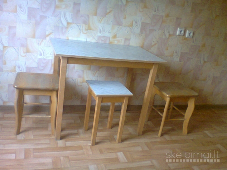 Išnuomojamas tvarkingas ir jaukus 1 kambario butas (1/5) su baldais .