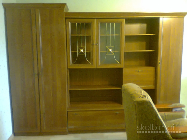 Išnuomojamas tvarkingas ir jaukus 1 kambario butas (1/5) su baldais .