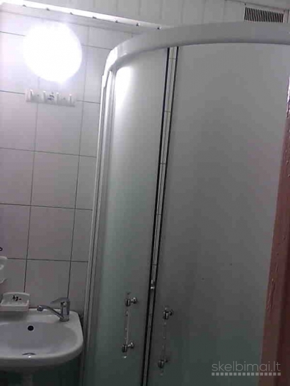 Išnuomojamas tvarkingas ir jaukus 1 kambario butas (1/5) su baldais .