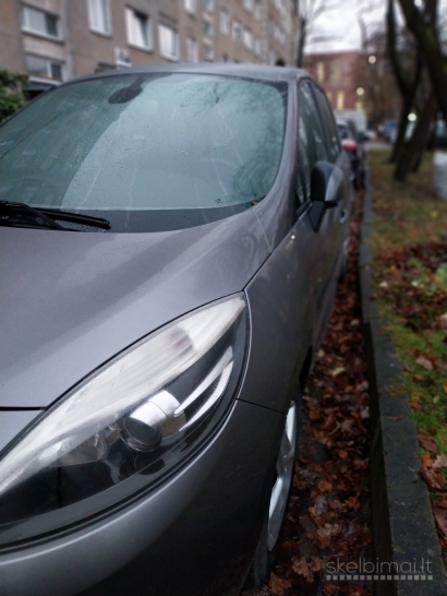 Parduodamas automobilis su galiojančia technikine