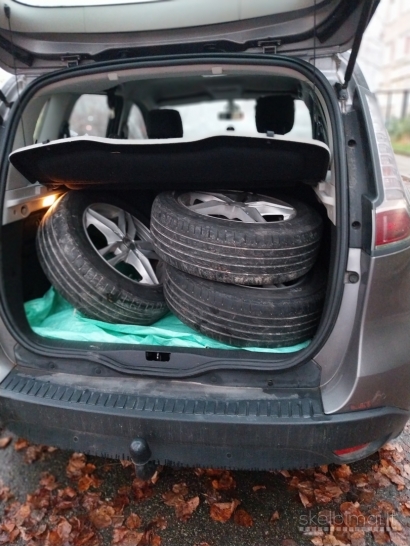 Parduodamas automobilis su galiojančia technikine