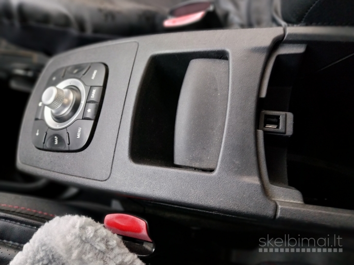 Parduodamas automobilis su galiojančia technikine