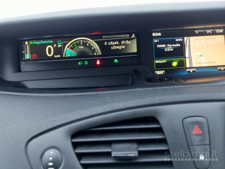 Parduodamas automobilis su galiojančia technikine