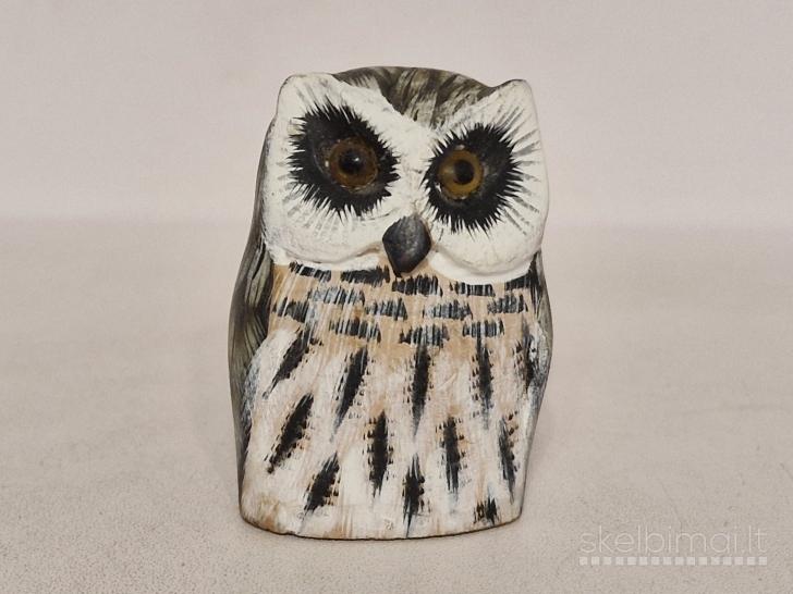 Medinė rankų darbo pelėdos figūrelė, 5,5cm.