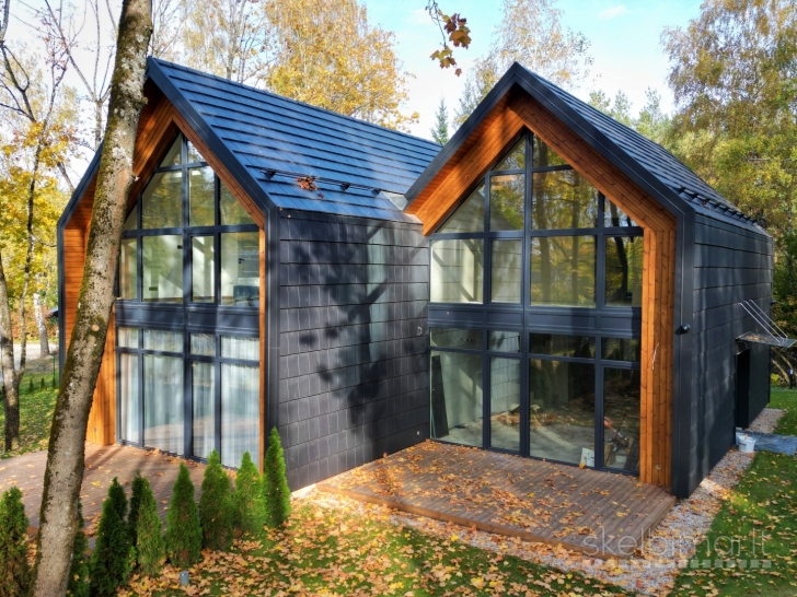 NUOMOJAMAS NAUJAS 82 m² NAMAS PARKO APSUPTYJE, ŠALIA BUIVYDIŠKIŲ DVARO