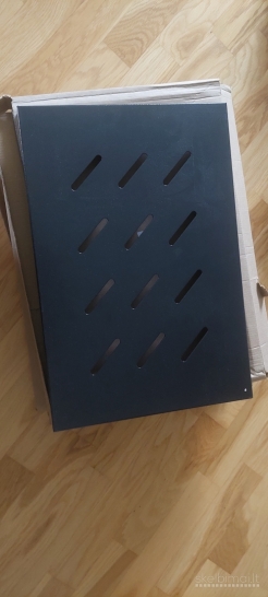 Serverių lentynos lanberg 19" 9vnt.