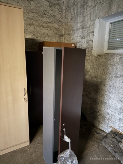 PARDUODAMI baldai daiktai URMU