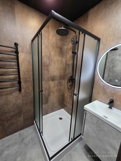 PARDUODAMAS NAUJAI SUREMONTUOTAS 2 KAMBARIŲ BUTAS MAŽEIKIUOSE, PAVASARIO G. 35