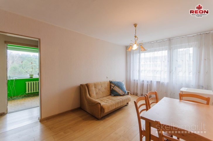 PARDUODAMAS ERDVUS KETURIŲ KAMBARIŲ BUTAS LAZDYNUOSE, ARCHITEKTŲ GATVĖJE! 