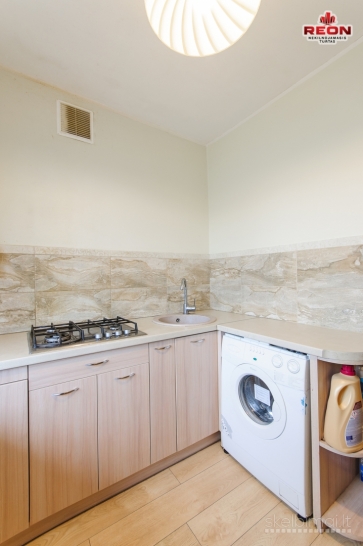 PARDUODAMAS ERDVUS KETURIŲ KAMBARIŲ BUTAS LAZDYNUOSE, ARCHITEKTŲ GATVĖJE! 