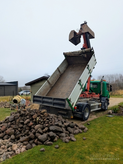 Savivartis fiskaras /greiferis pervežimo paslaugos