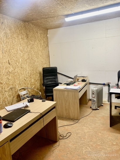 Nuomojamos patalpos gamybai prekybai sandėliavimui uždara 1,5ha teritorija