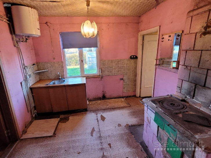 Erdvi sodyba šalia Radviliškio