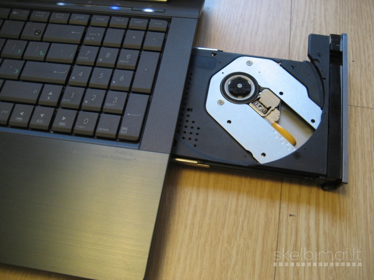 Puikus ASUS K5MS i7Q/ 16GB/ Geforce 2GB/ nauja bat