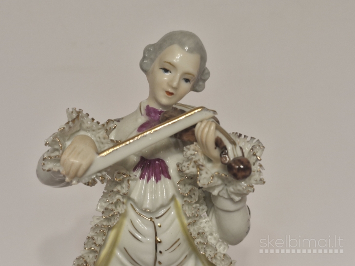 Porcelianinė figūrelė "Smuikininkas", 21cm. - Vokietija, Thuringia