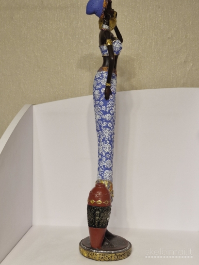 Afrikinio stiliaus dekoratyvinė skulptūra ~ 57cm.