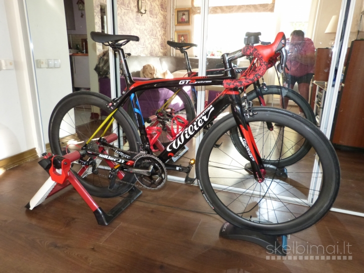 Wilier GTR Colombia Team Carbon Road Bike. 700C wheels. 7,9kg. Medium. 20 speed.