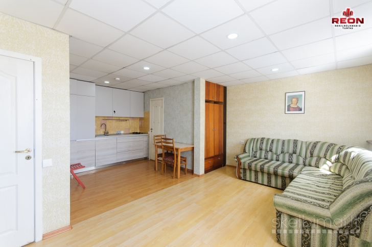 STUDIO TIPO BUTAS ŠNIPIŠKĖSE, KALVARIJŲ GATVĖJE, ŠALIA TURGAUS.