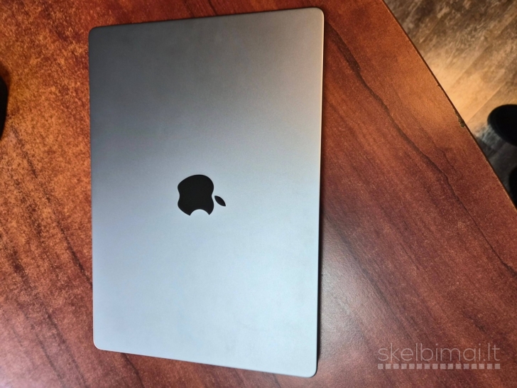 Parduodami nešiojamieji kompiuteriai MacBook