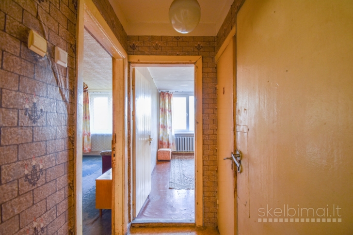 2 kambarių butas renovuotame name 